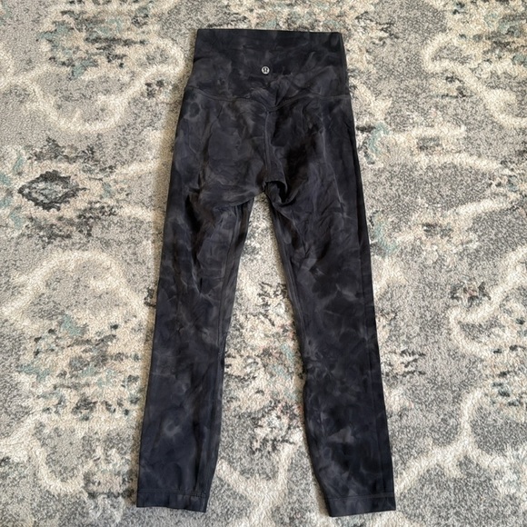 Lululemon Align High-Rise Crop 23" in Diamond Dye Pitch Grey Graphite Grey - Picture 8 of 10